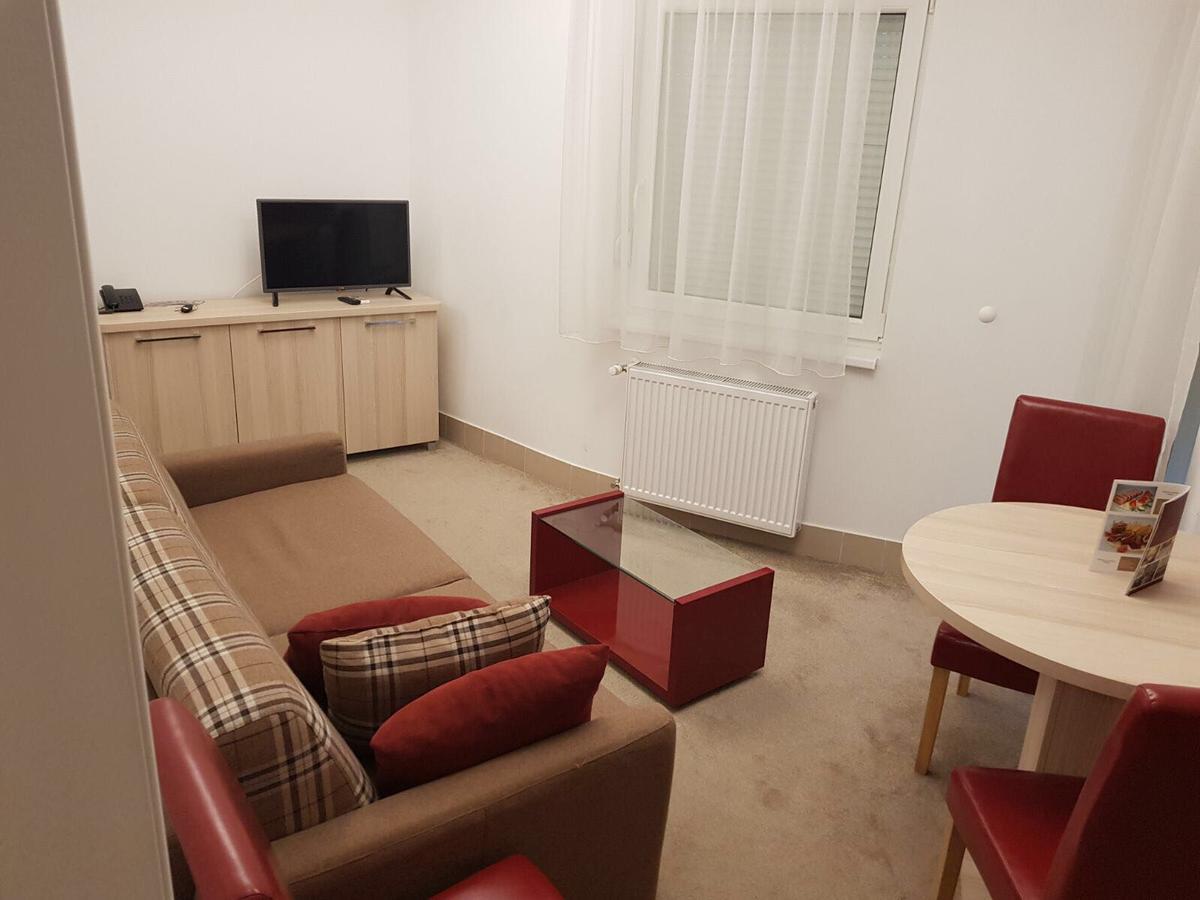 Holiday Wing Apartment 2 Jagodina Exteriér fotografie